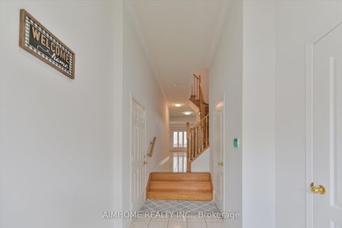 Photo 4 at 88 Dairy Drive, Birchmount, Toronto