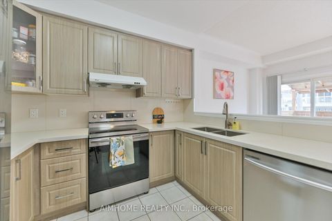 Photo 8 at 88 Dairy Drive, Birchmount, Toronto
