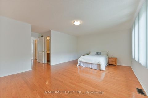 Photo 23 at 88 Dairy Drive, Birchmount, Toronto