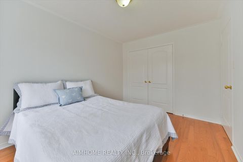 Photo 29 at 88 Dairy Drive, Birchmount, Toronto