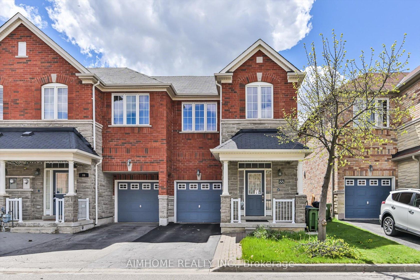 88 Dairy Drive, Birchmount, Toronto photo 0