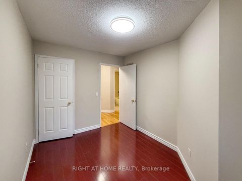 Photo 17 at 81 Northern Heights Drive, Langstaff, Richmond Hill
