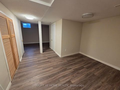 Photo 19 at 81 Northern Heights Drive, Langstaff, Richmond Hill