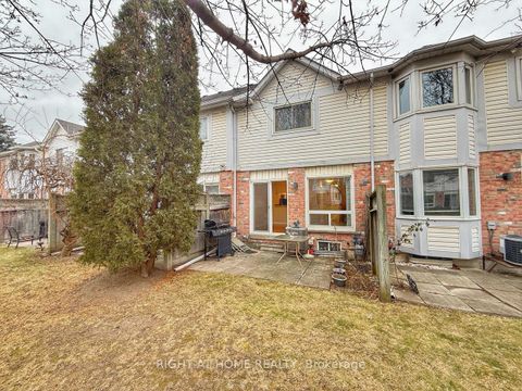 Photo 21 at 81 Northern Heights Drive, Langstaff, Richmond Hill