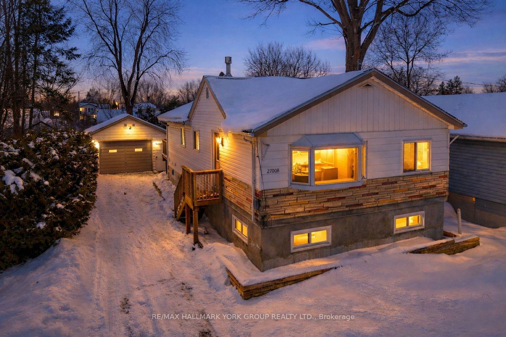 27008 Kennedy Road, Historic Lakeshore Communities, Georgina photo 2
