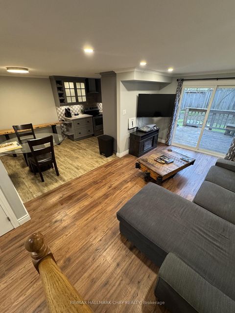 Photo 16 at 11 Quail Crescent, Ardagh, Barrie