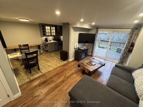 Photo 17 at 11 Quail Crescent, Ardagh, Barrie