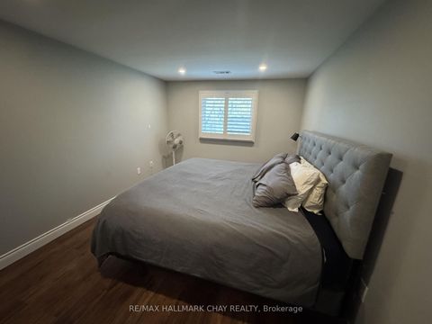 Photo 21 at 11 Quail Crescent, Ardagh, Barrie
