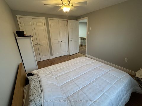 Photo 25 at 11 Quail Crescent, Ardagh, Barrie