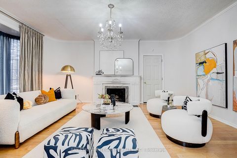Photo 5 at 46 Caravan Drive, Don Mills, Toronto