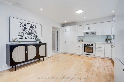Photo 15 at 46 Caravan Drive, Don Mills, Toronto