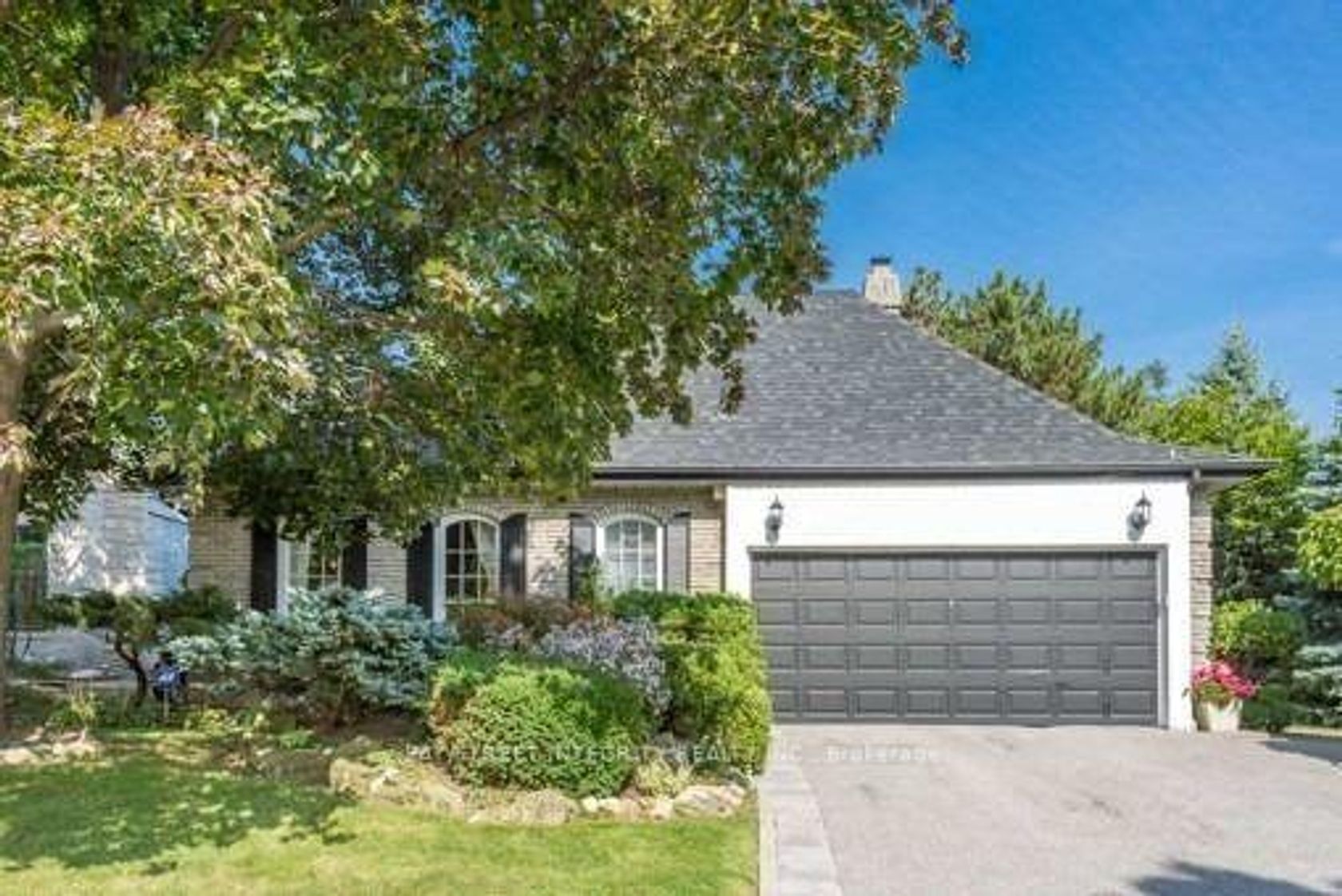 46 Caravan Drive, Don Mills, Toronto photo number 2