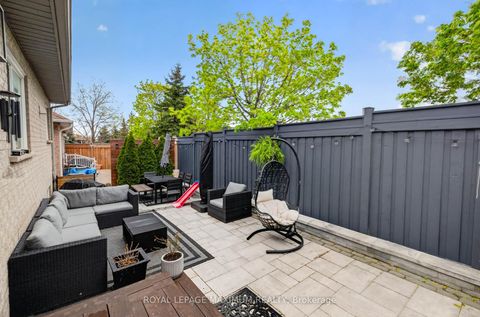 Photo 33 at 3 Amalfi Court, West Woodbridge, Vaughan