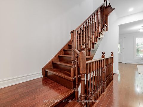 Photo 11 at 35 William Poole Way, Willowdale East, Toronto
