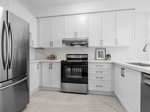 Photo 14 at 35 William Poole Way, Willowdale East, Toronto