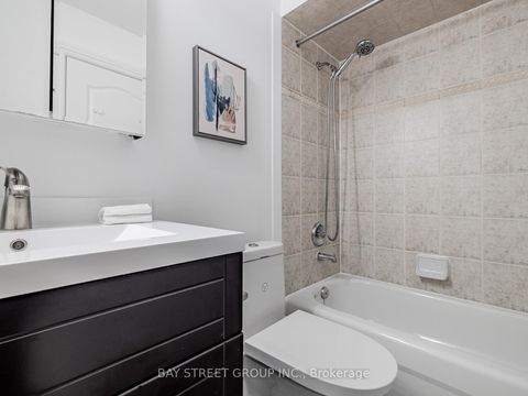 Photo 28 at 35 William Poole Way, Willowdale East, Toronto