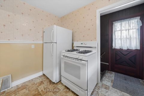 Photo 14 at 51 Bertha Avenue, Birchmount, Toronto