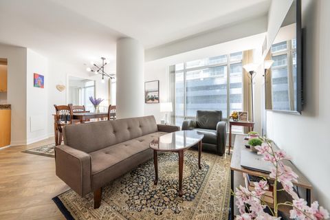Photo 12 at 311 - 373 Front Street W, Waterfront Communities C1, Toronto