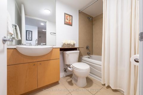 Photo 18 at 311 - 373 Front Street W, Waterfront Communities C1, Toronto