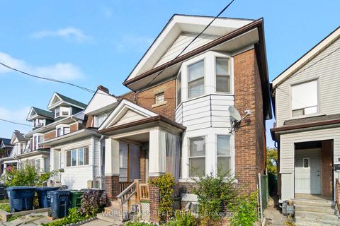 Photo 7 at 623 Ossington Avenue, Little Italy, Toronto