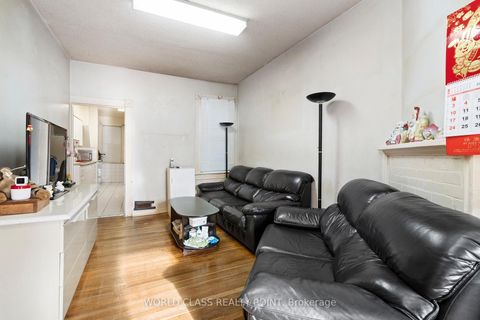 Photo 14 at 623 Ossington Avenue, Little Italy, Toronto