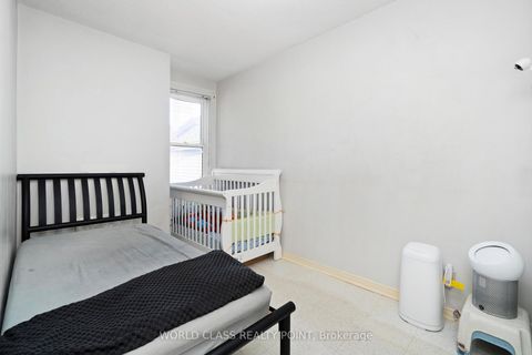Photo 23 at 623 Ossington Avenue, Little Italy, Toronto