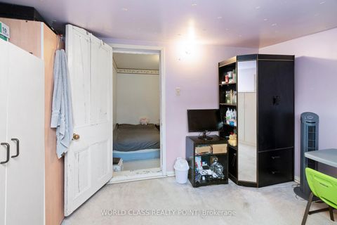 Photo 24 at 623 Ossington Avenue, Little Italy, Toronto