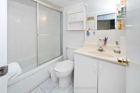 Photo 28 at 623 Ossington Avenue, Little Italy, Toronto