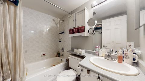 Photo 15 at 301 - 555 Wilson Heights Boulevard, Clanton Park, Toronto