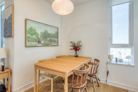Photo 6 at 1211 - 3100 Keele Street, CFB, Toronto