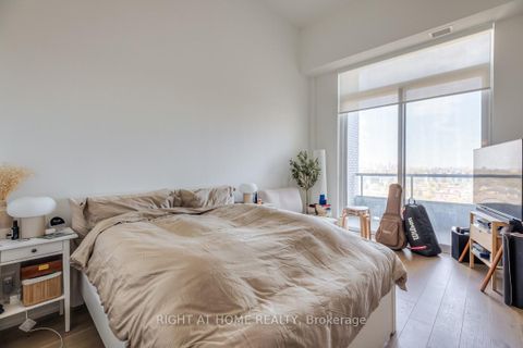 Photo 15 at 1211 - 3100 Keele Street, CFB, Toronto