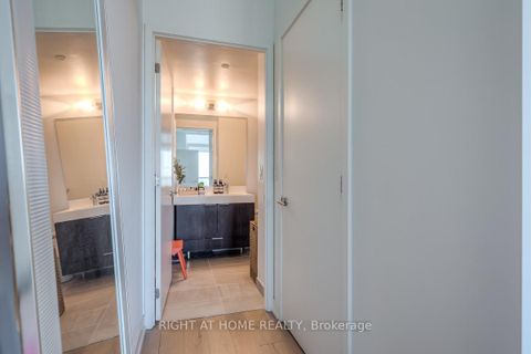 Photo 16 at 1211 - 3100 Keele Street, CFB, Toronto
