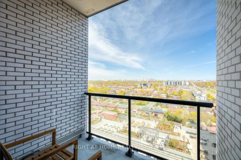 Photo 23 at 1211 - 3100 Keele Street, CFB, Toronto