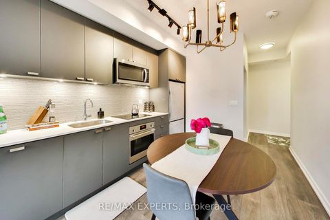Photo 16 at 1111 - 56 Forest Manor Road, Henry Farm, Toronto