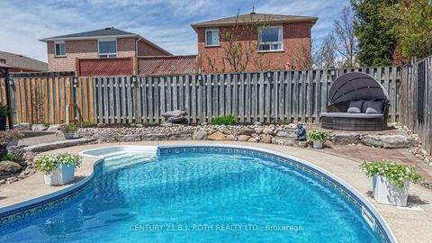 Photo 10 at 4 Lister Drive, Holly, Barrie