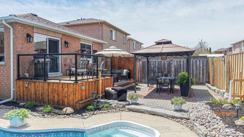 Photo 11 at 4 Lister Drive, Holly, Barrie