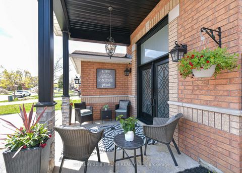 Photo 17 at 4 Lister Drive, Holly, Barrie