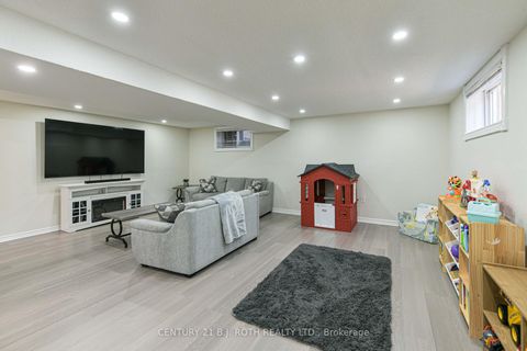 Photo 22 at 4 Lister Drive, Holly, Barrie