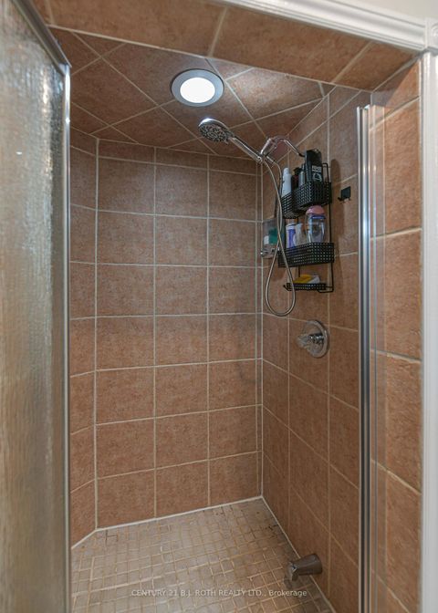Photo 29 at 4 Lister Drive, Holly, Barrie