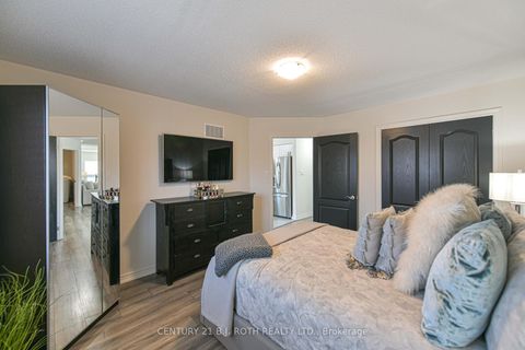 Photo 44 at 4 Lister Drive, Holly, Barrie
