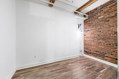Photo 11 at 103 - 90 Sherbourne Street, Moss Park, Toronto