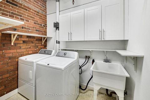 Photo 13 at 103 - 90 Sherbourne Street, Moss Park, Toronto