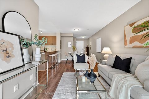 Photo 6 at 655 - 525 Wilson Avenue, Clanton Park, Toronto