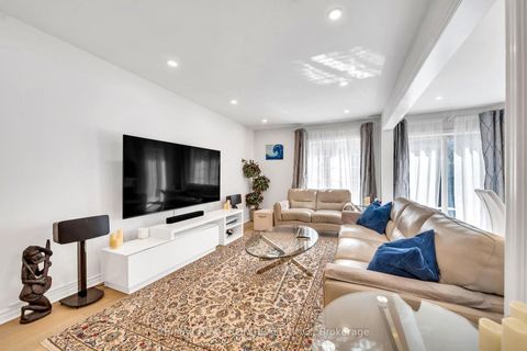 Photo 10 at 88 Matteo David Drive, Rouge Woods, Richmond Hill