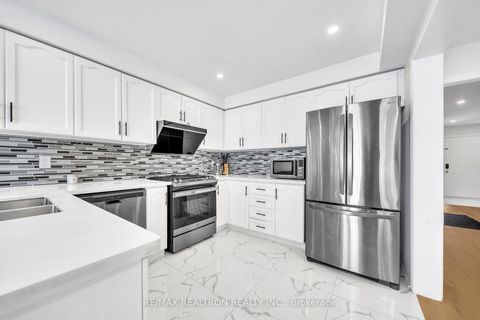 Photo 13 at 88 Matteo David Drive, Rouge Woods, Richmond Hill
