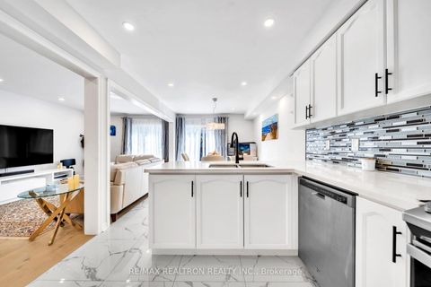 Photo 14 at 88 Matteo David Drive, Rouge Woods, Richmond Hill