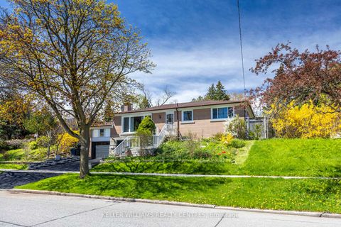 Photo 1 at 30 Bendale Boulevard W, Bendale, Toronto