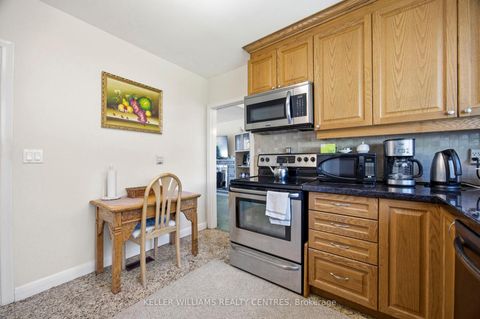 Photo 10 at 30 Bendale Boulevard W, Bendale, Toronto