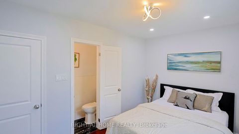 Photo 17 at 150 Tower Drive, Maryvale, Toronto