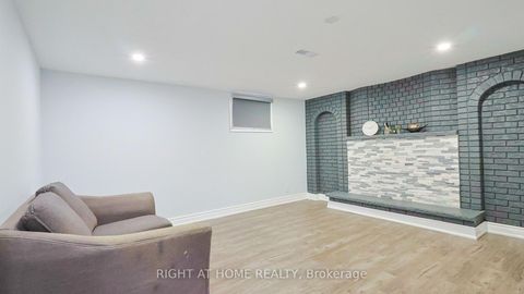 Photo 25 at 150 Tower Drive, Maryvale, Toronto